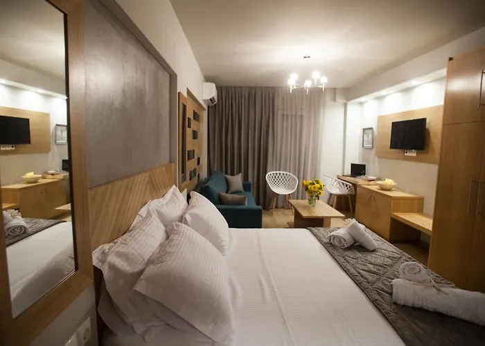 Pallas Luxury Apartamento Amoliani